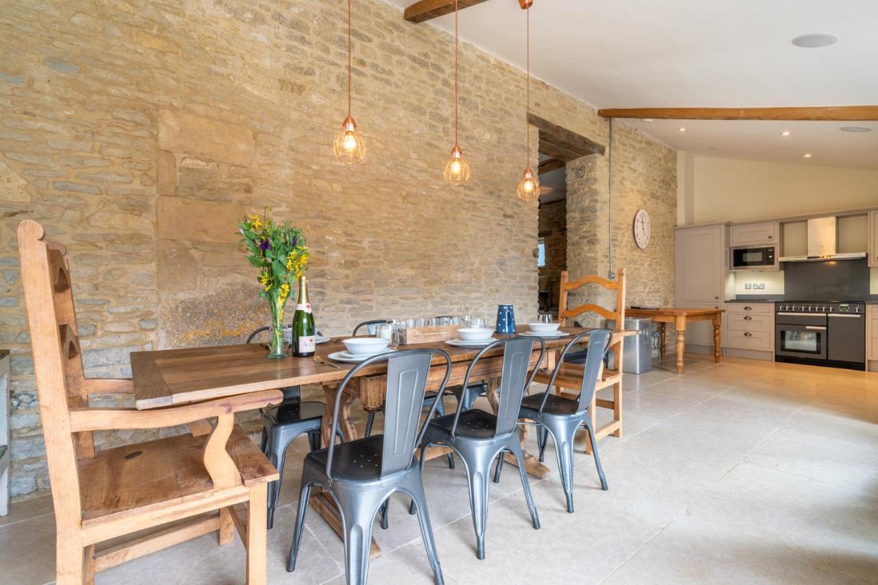Middle Barn Villa Dyrham Exterior photo